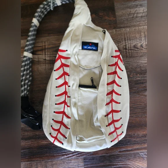 NWT KAVU Cream Baseball Sling Bag - Picture 2 of 8